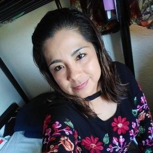 Meet your Posher, Leticia